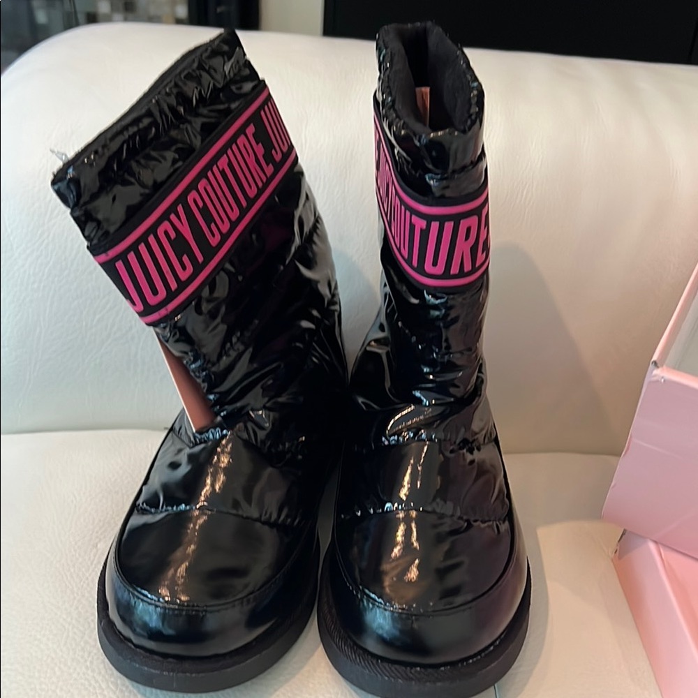 Juicy Couture Kissie Black and Pink Boots